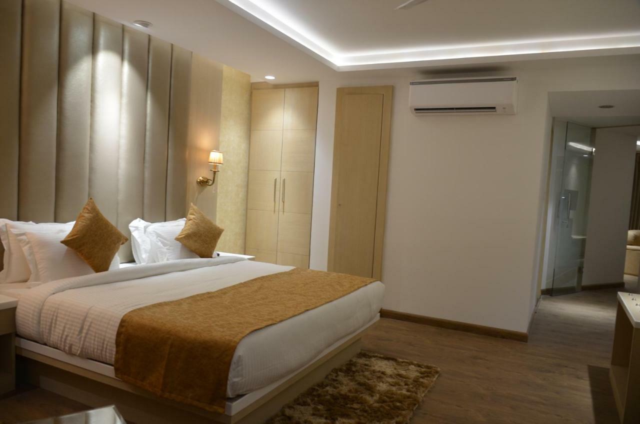 Hotel Radiance Bareilly Luaran gambar
