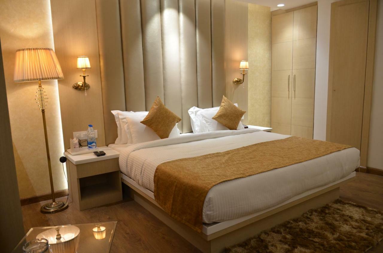 Hotel Radiance Bareilly Luaran gambar